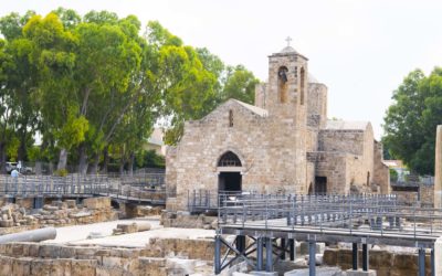 Die Kirche der Panagia Chrysopolitissa – St. Kyriaki – die St. Paulus-Säule